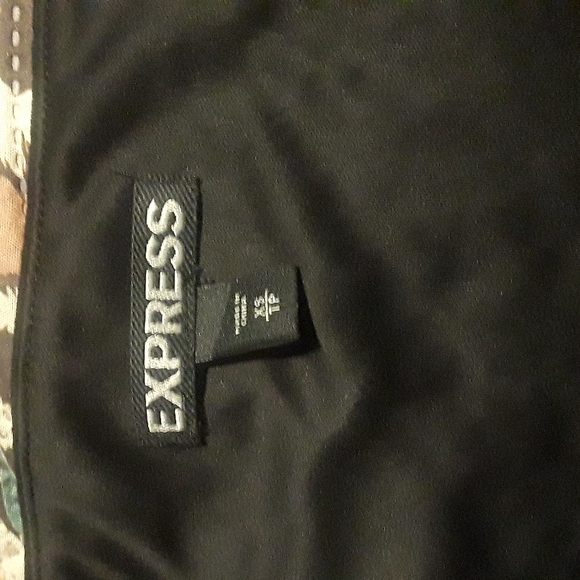 Express Sequin mini skirt Aztec pattern XS NWOT Sparkly High Contrast Geometric - Picture 5 of 6